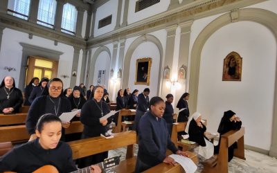 Celebrare 126 anni di Adorazione Eucaristica